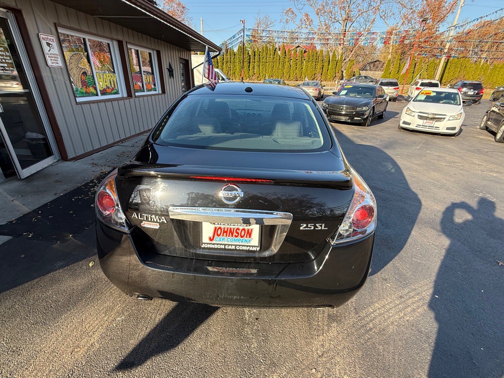 2011 Nissan Altima Image 6