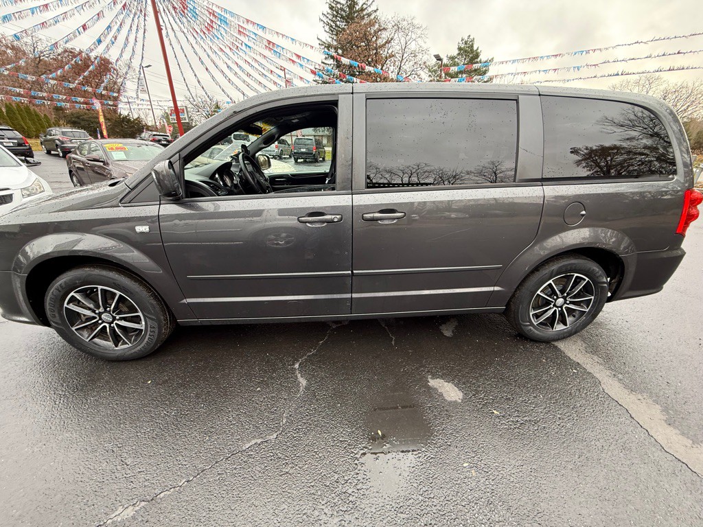 2014 Dodge Grand Caravan Image 5