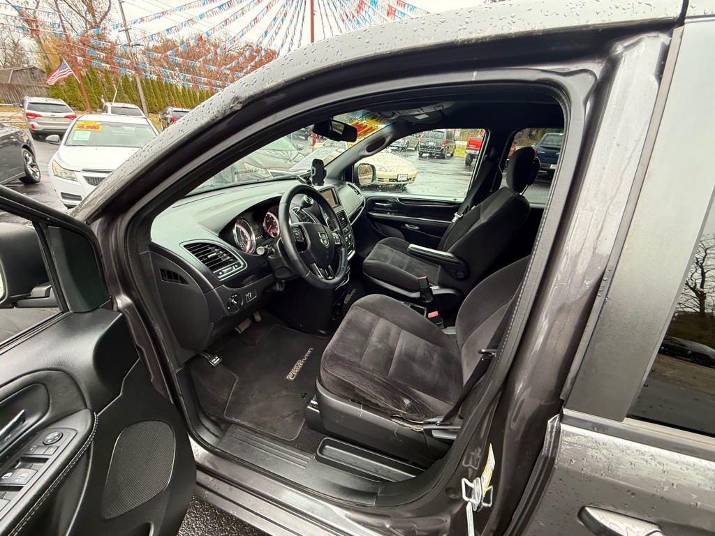 2014 Dodge Grand Caravan Image 7