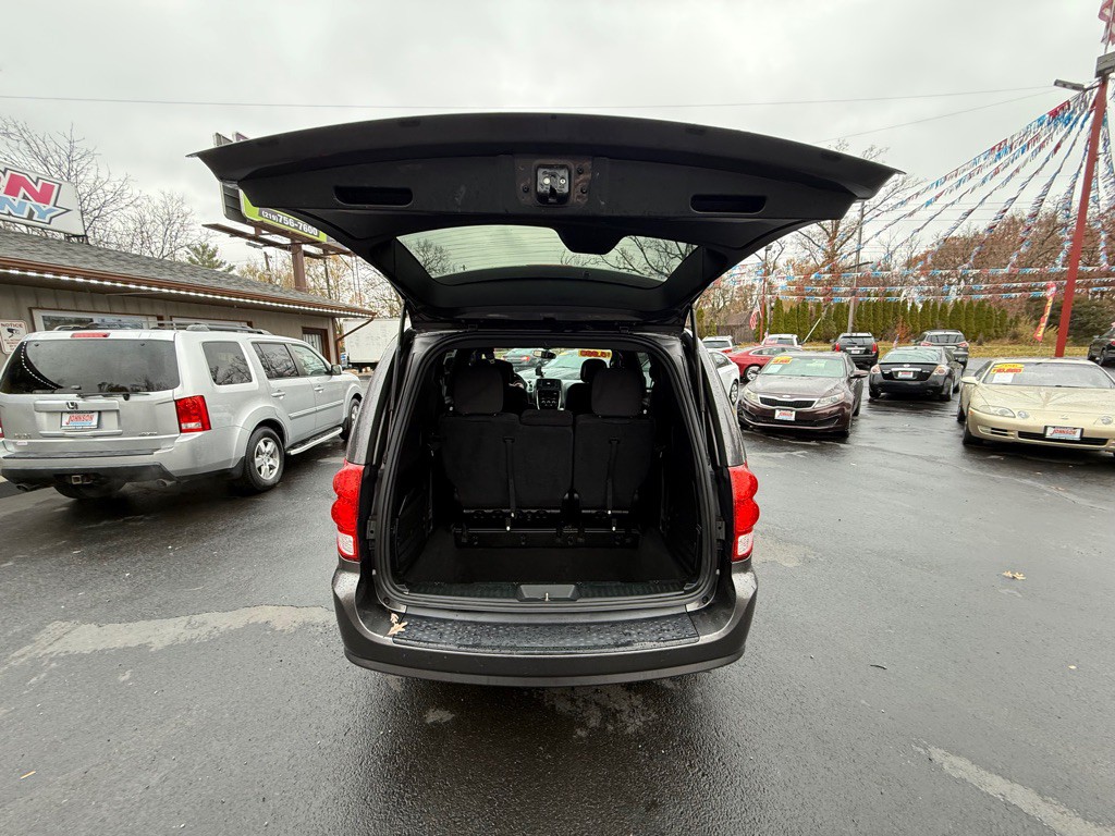 2014 Dodge Grand Caravan Image 9