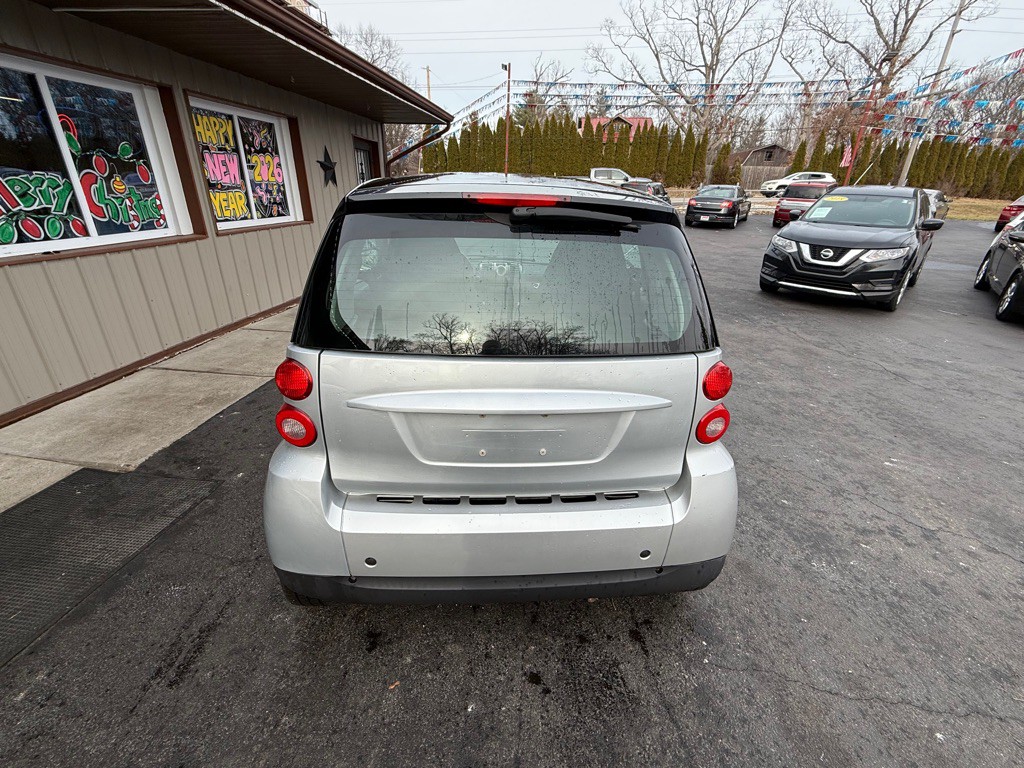 2009 smart fortwo Image 6