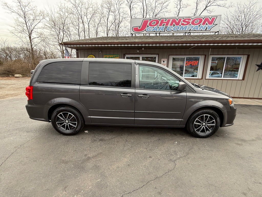 2017 Dodge Grand Caravan Image 2