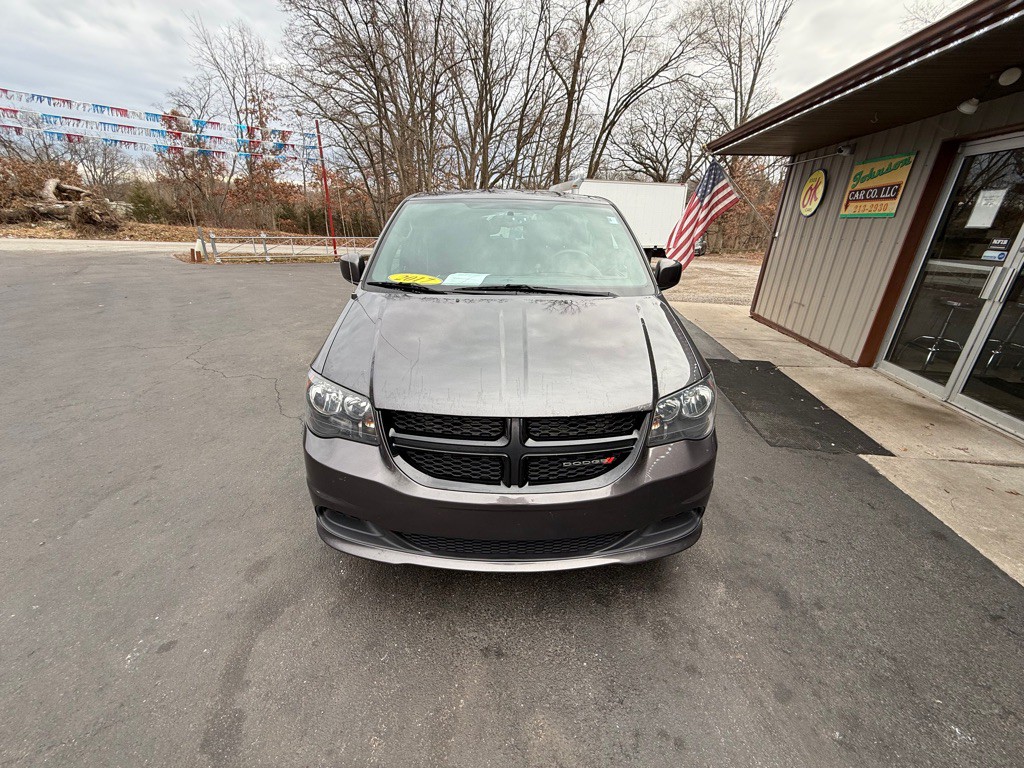 2017 Dodge Grand Caravan Image 3