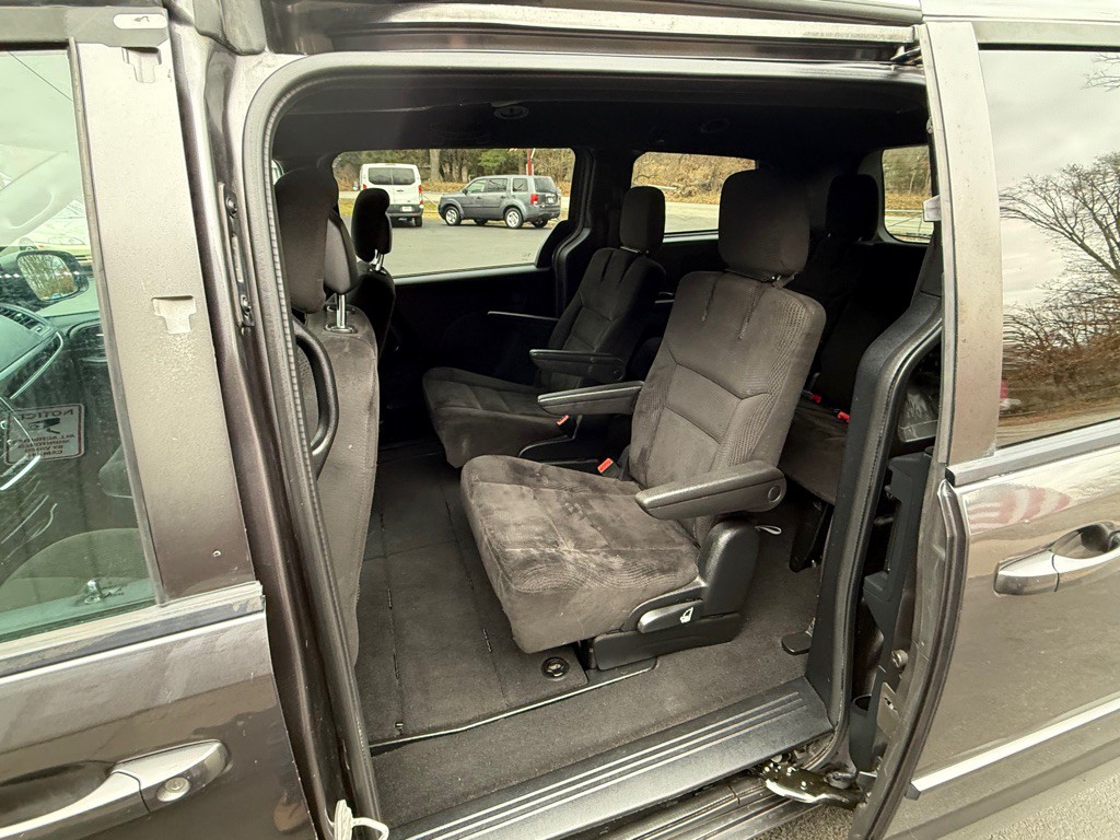 2017 Dodge Grand Caravan Image 8