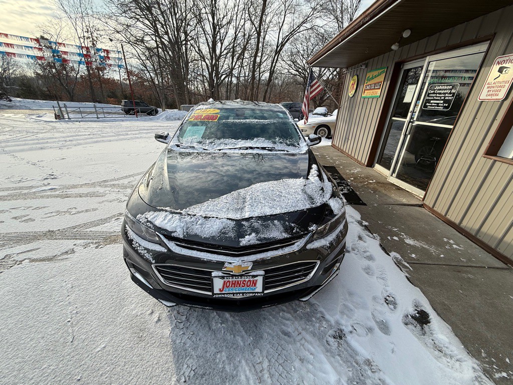 2017 Chevrolet Malibu Image 3