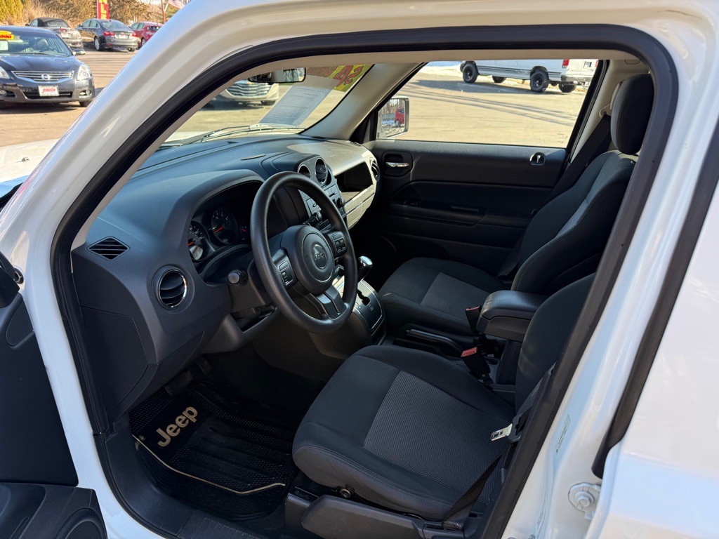 2012 Jeep Patriot Image 7