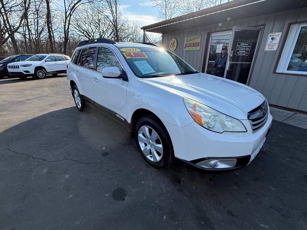2011 Subaru Outback Image 1