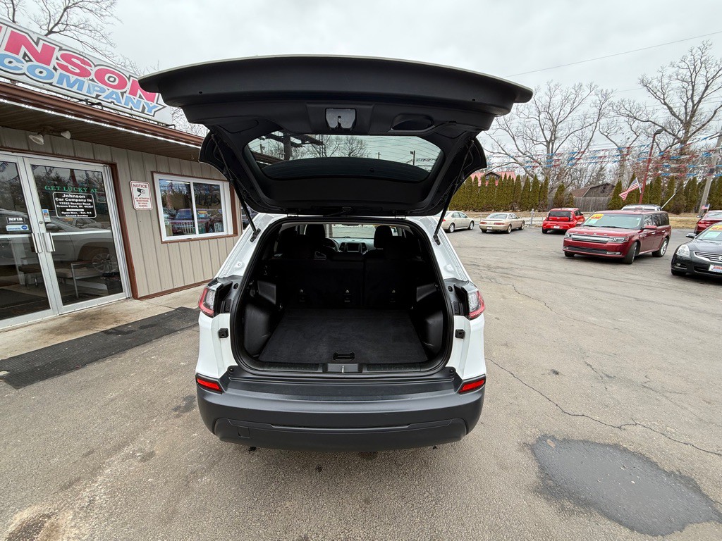 2019 Jeep Cherokee Image 9