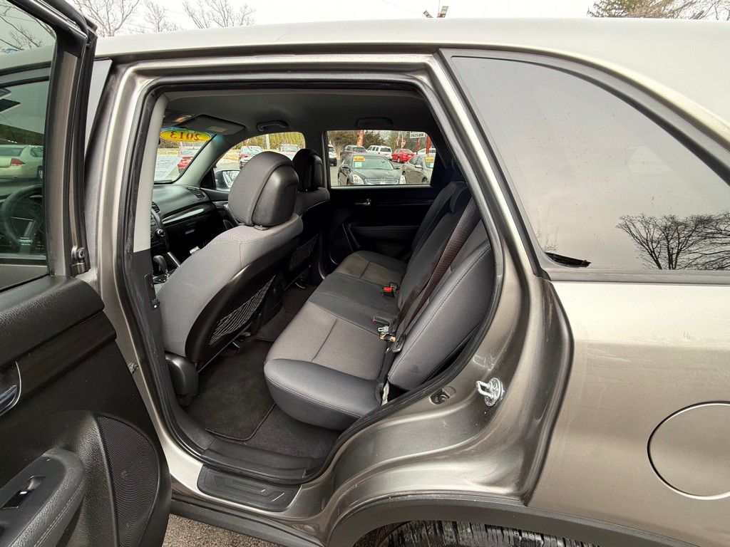 2013 Kia Sorento Image 8