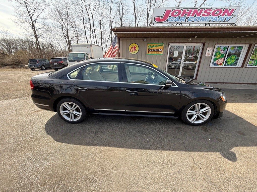 2014 Volkswagen Passat Image 2