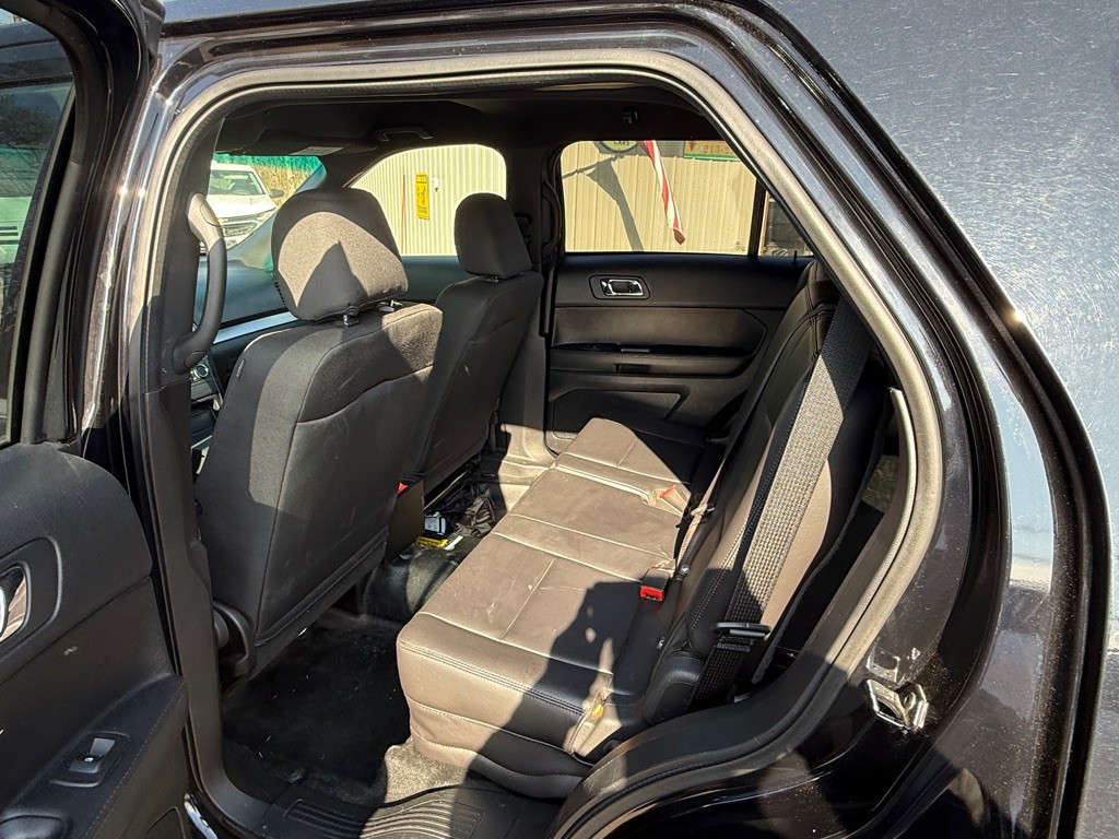 2017 Ford Explorer Image 8