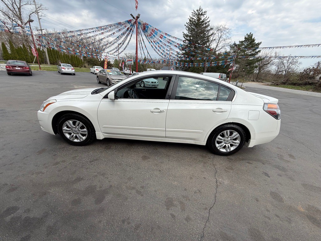 2012 Nissan Altima Image 5