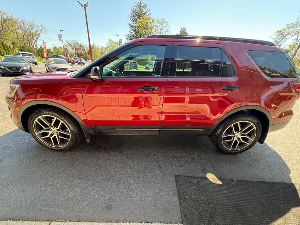 2017 Ford Explorer Image 5