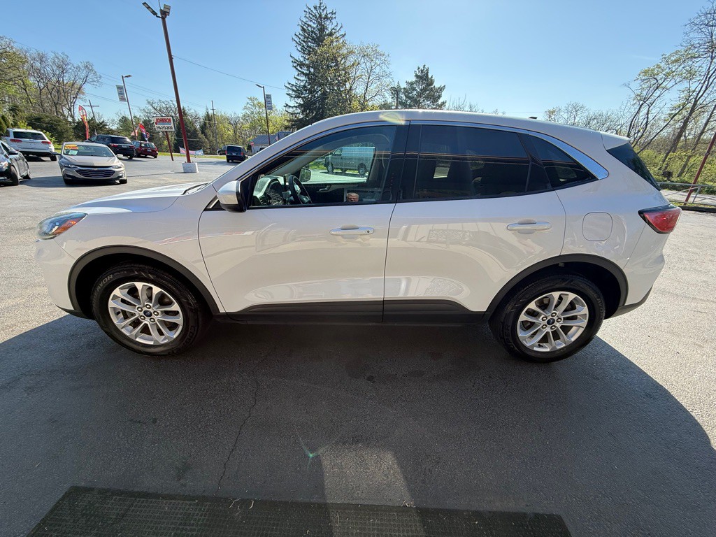 2020 Ford Escape Image 5
