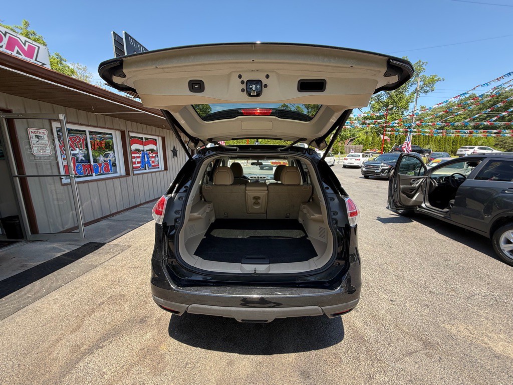 2016 Nissan Rogue Image 9
