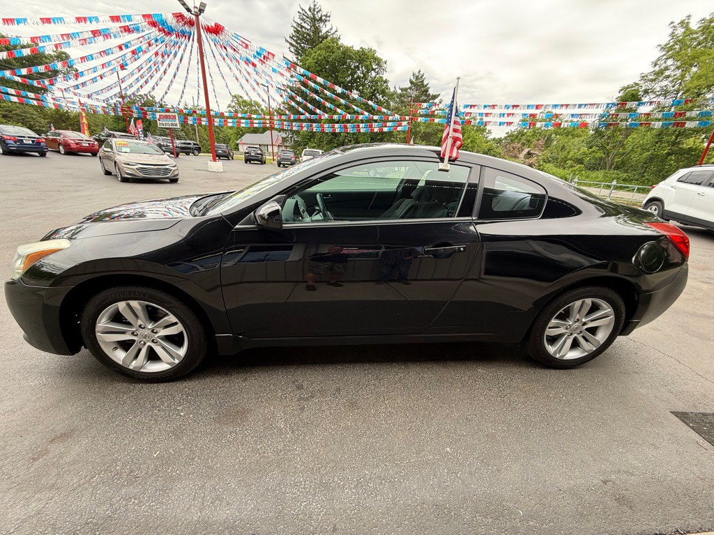 2010 Nissan Altima Image 5