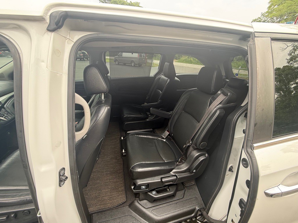 2021 Honda Odyssey Image 8