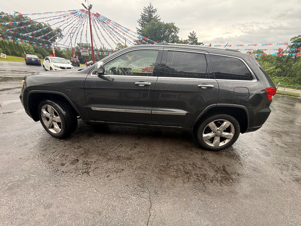 2011 Jeep Grand Cherokee Image 5