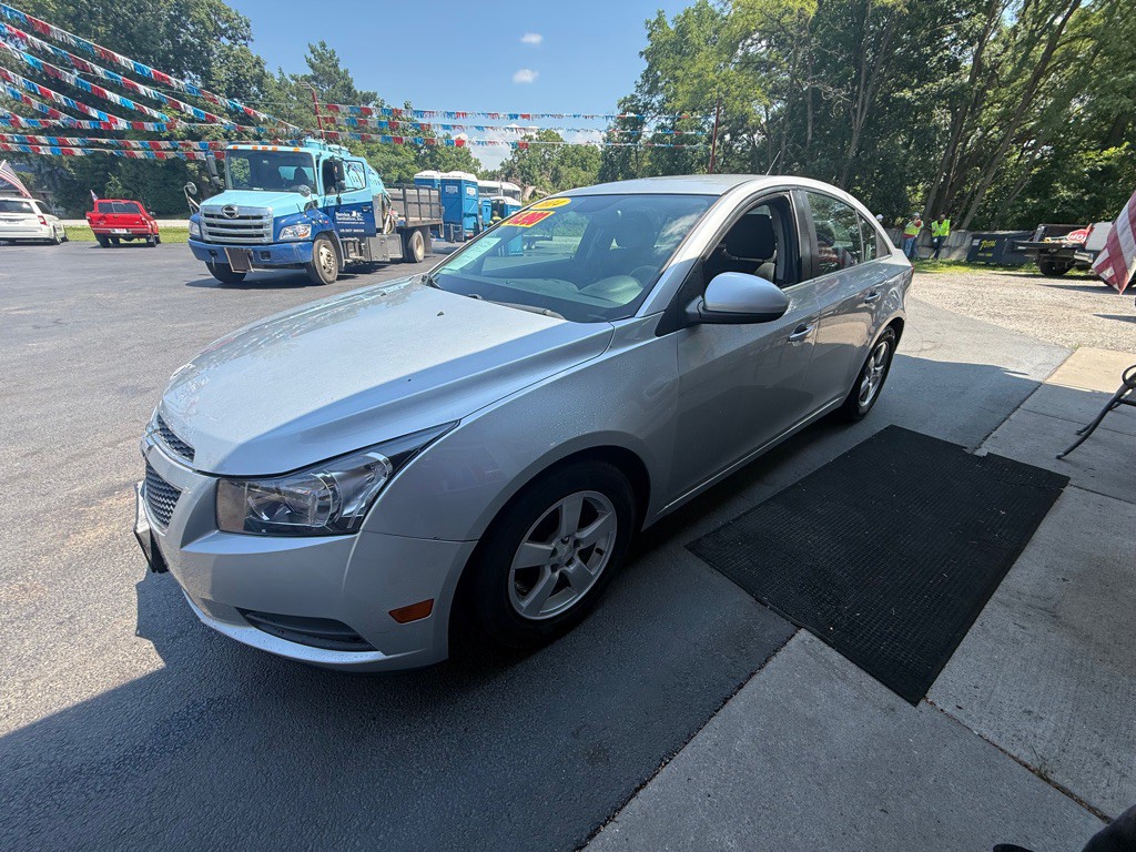 2014 Chevrolet Cruze Image 4