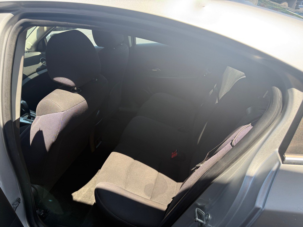 2014 Chevrolet Cruze Image 8