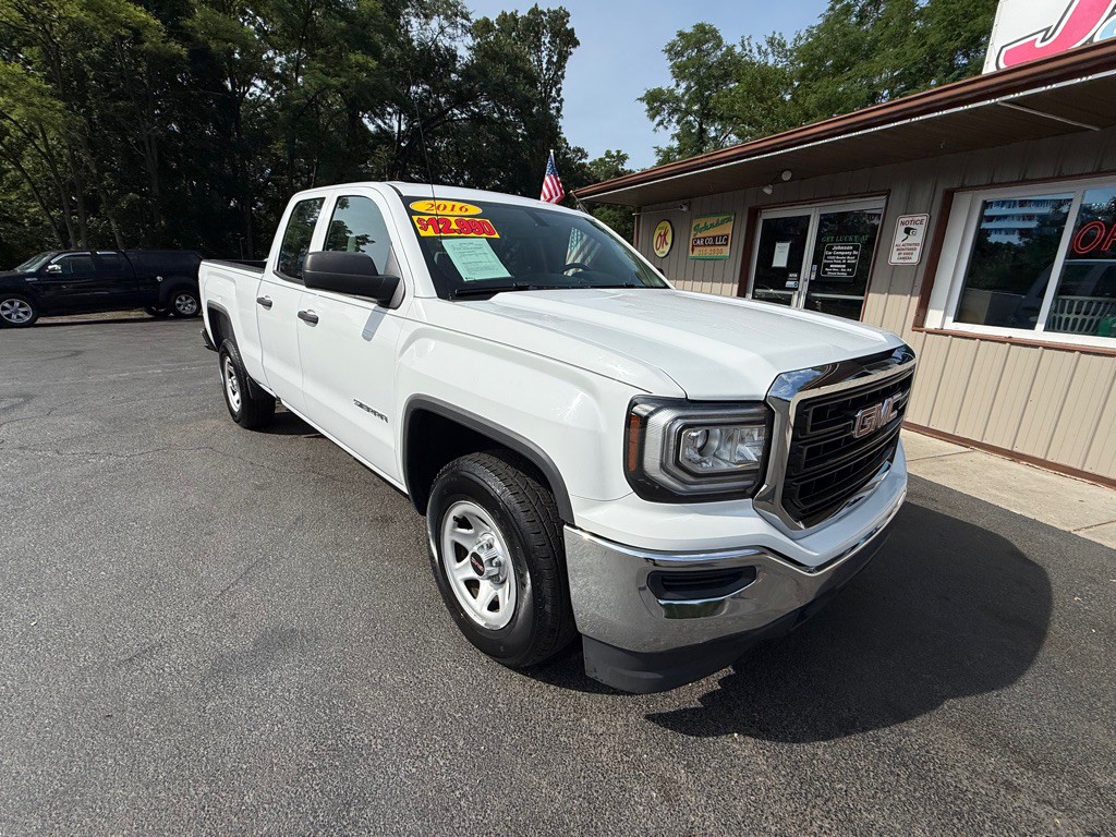 2016 GMC Sierra Image 1