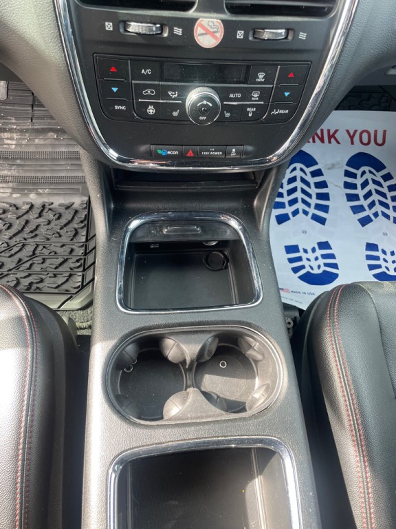 2018 Dodge Grand Caravan Image 9