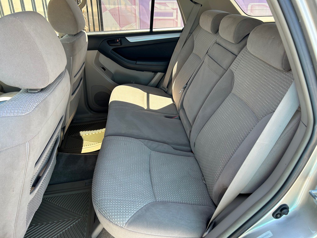 2003 Toyota 4Runner Image 14