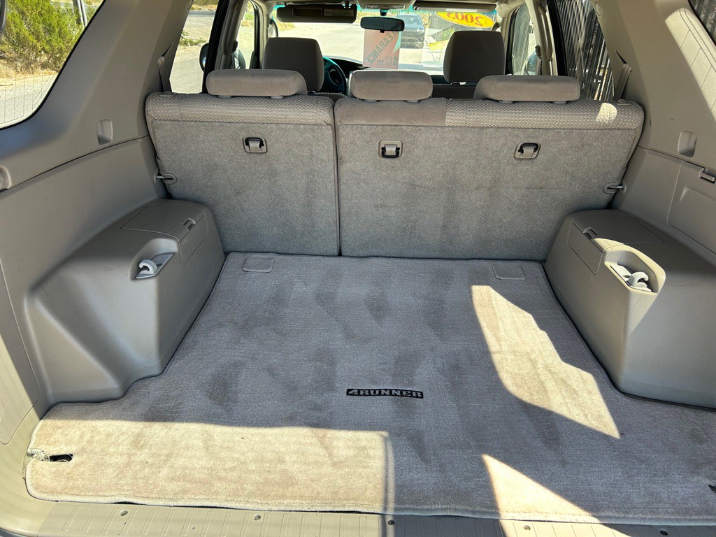 2003 Toyota 4Runner Image 16