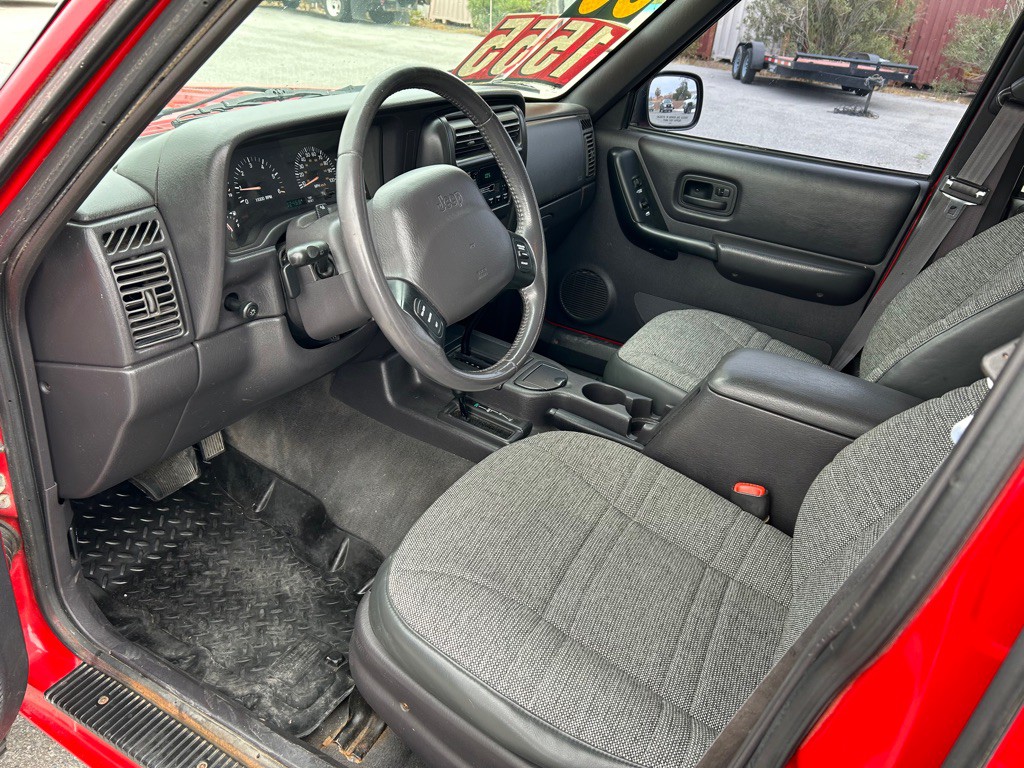 2000 Jeep Cherokee Image 11