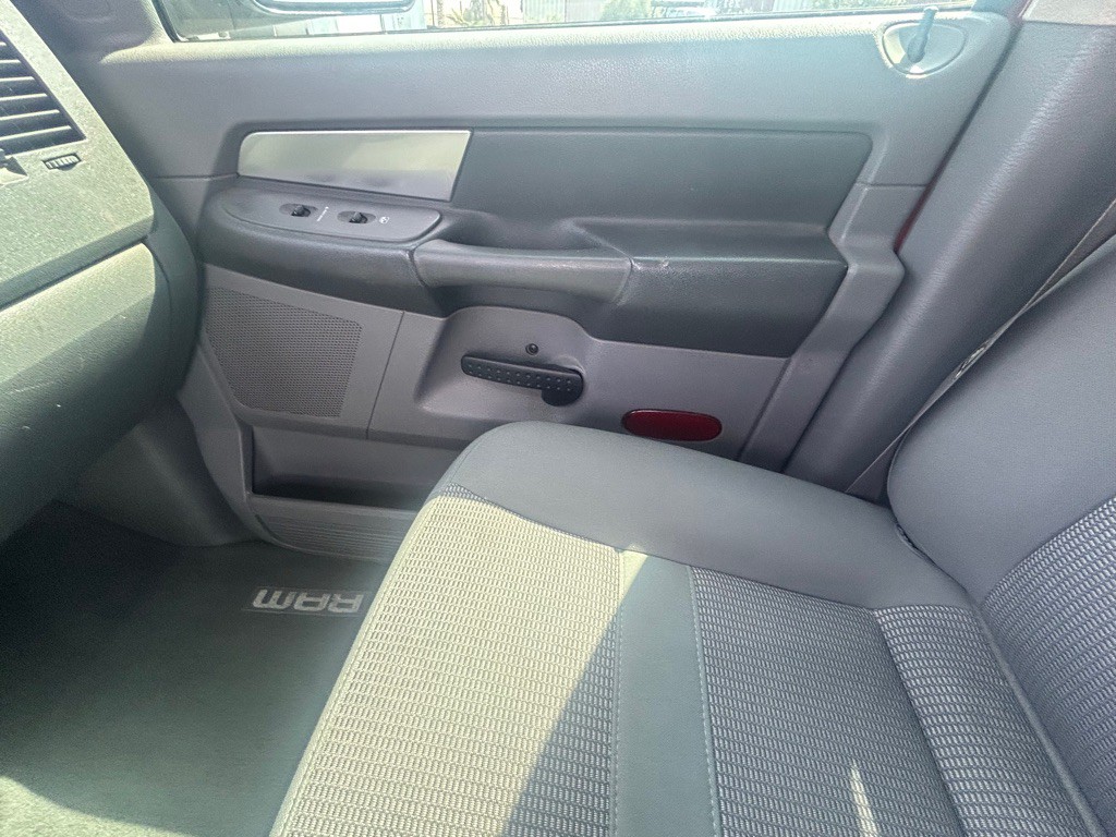 2007 Dodge Ram 2500 Image 8