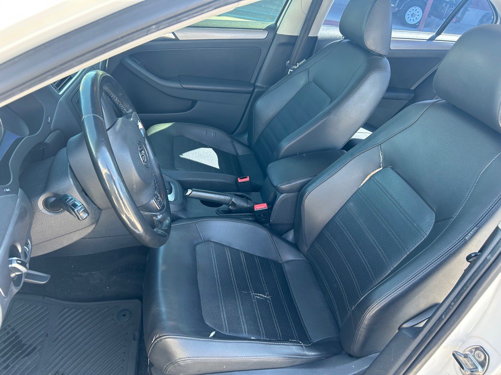 2013 Volkswagen Jetta Image 7