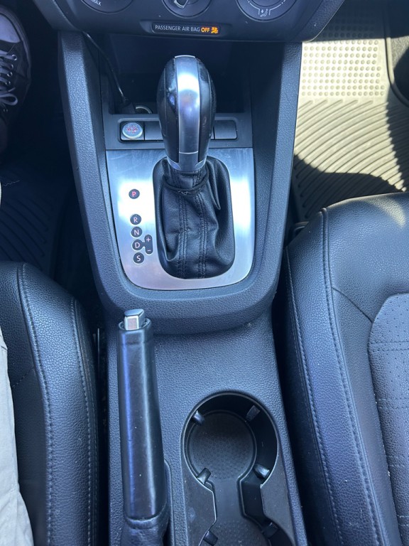 2013 Volkswagen Jetta Image 10