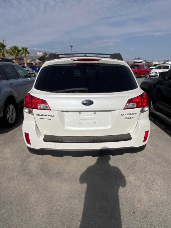 2014 Subaru Outback Image 4