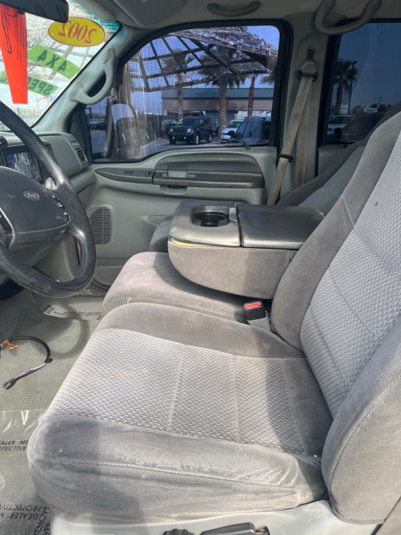 2002 Ford F-350 Image 4
