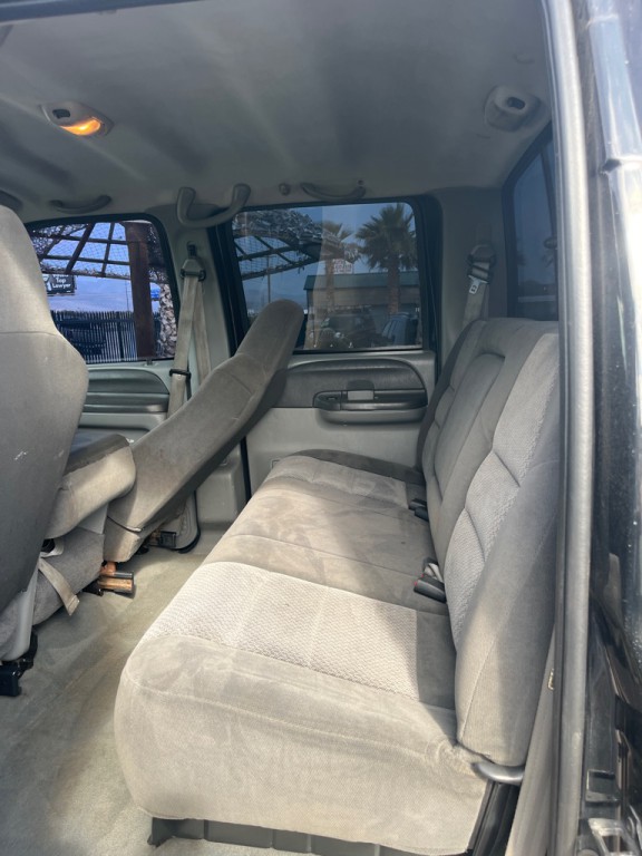 2002 Ford F-350 Image 5