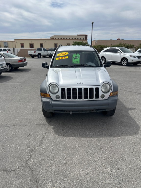 2005 Jeep Liberty Image 5