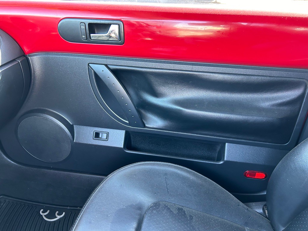 2002 Chevrolet Corvette Image 7