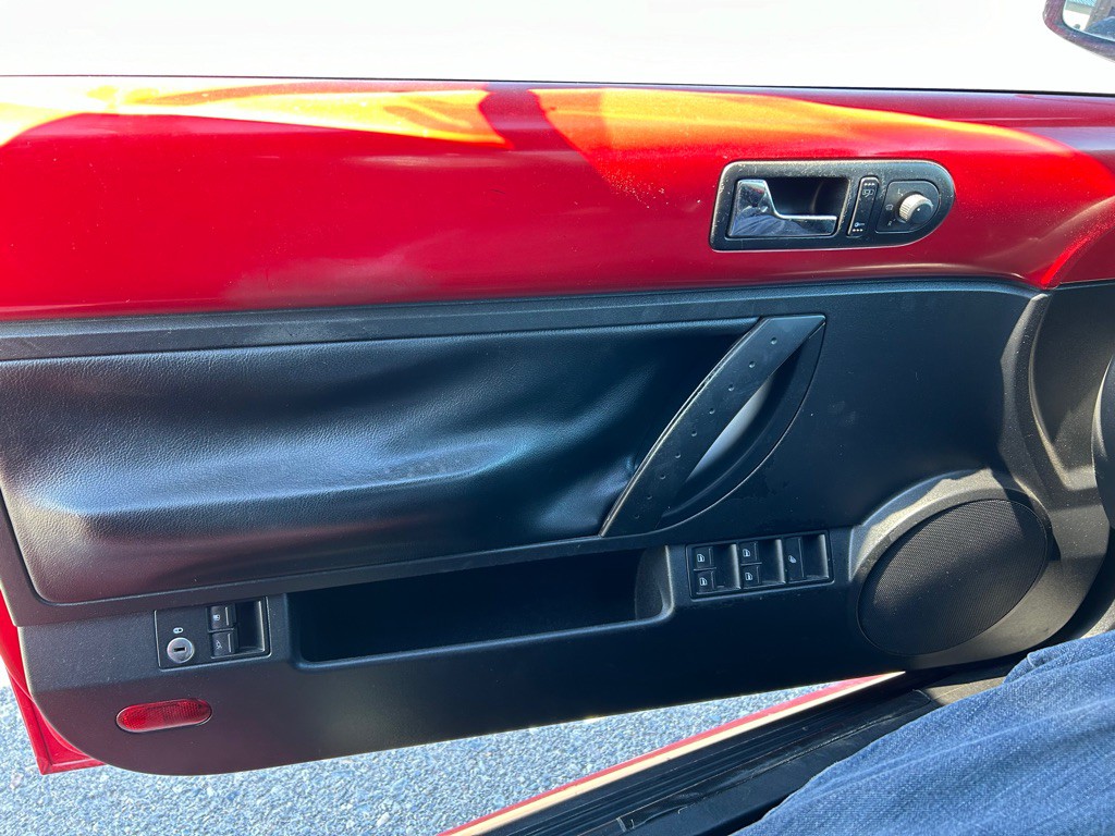 2002 Chevrolet Corvette Image 13