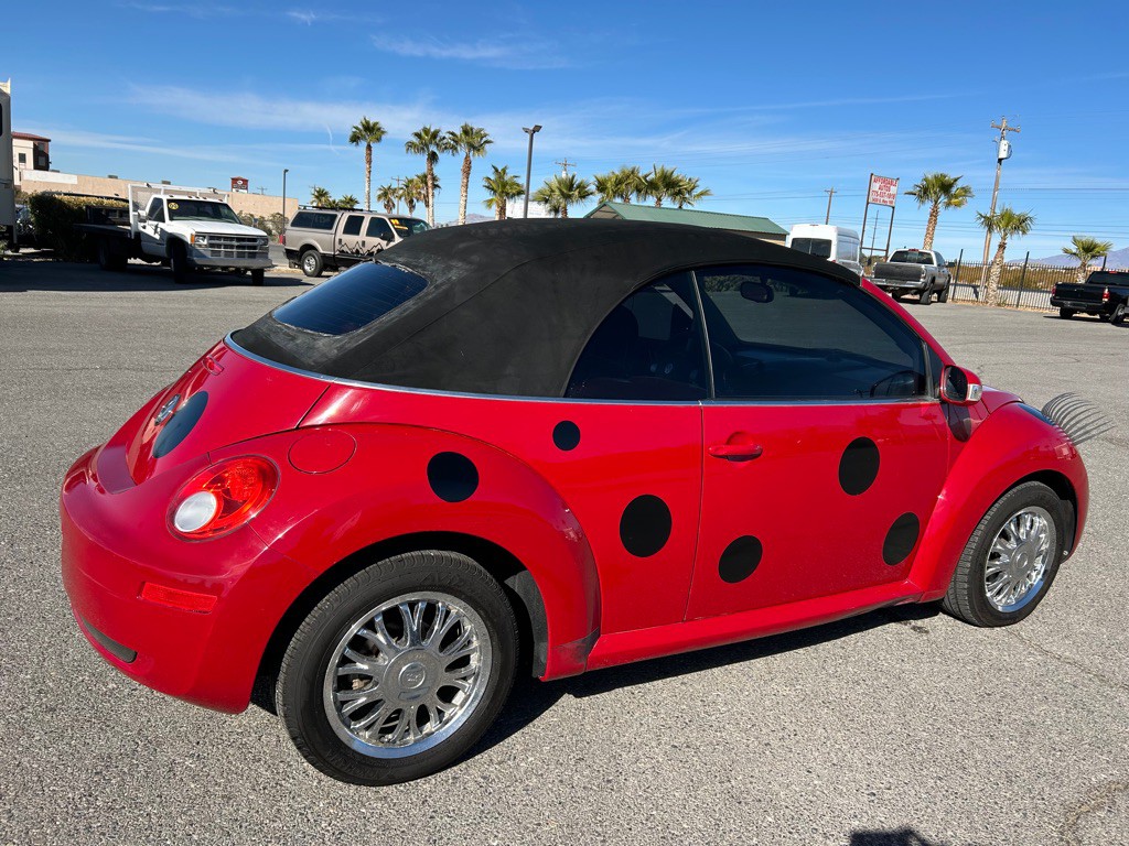 2006 Volkswagen Beetle Image 4