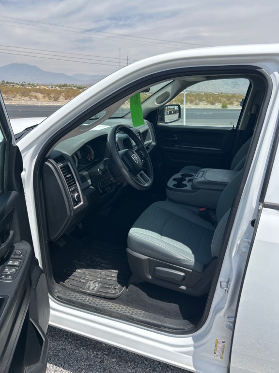 2017 RAM 1500 Image 2