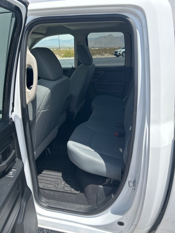 2017 RAM 1500 Image 3