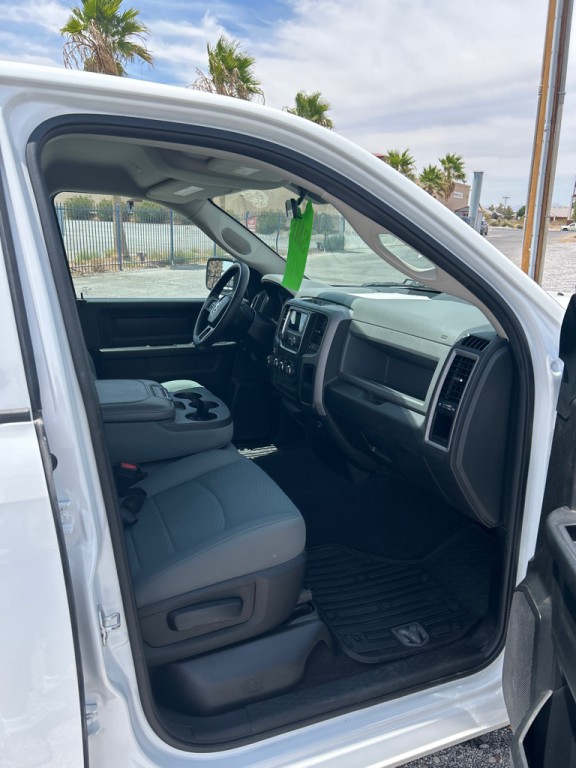 2017 RAM 1500 Image 4