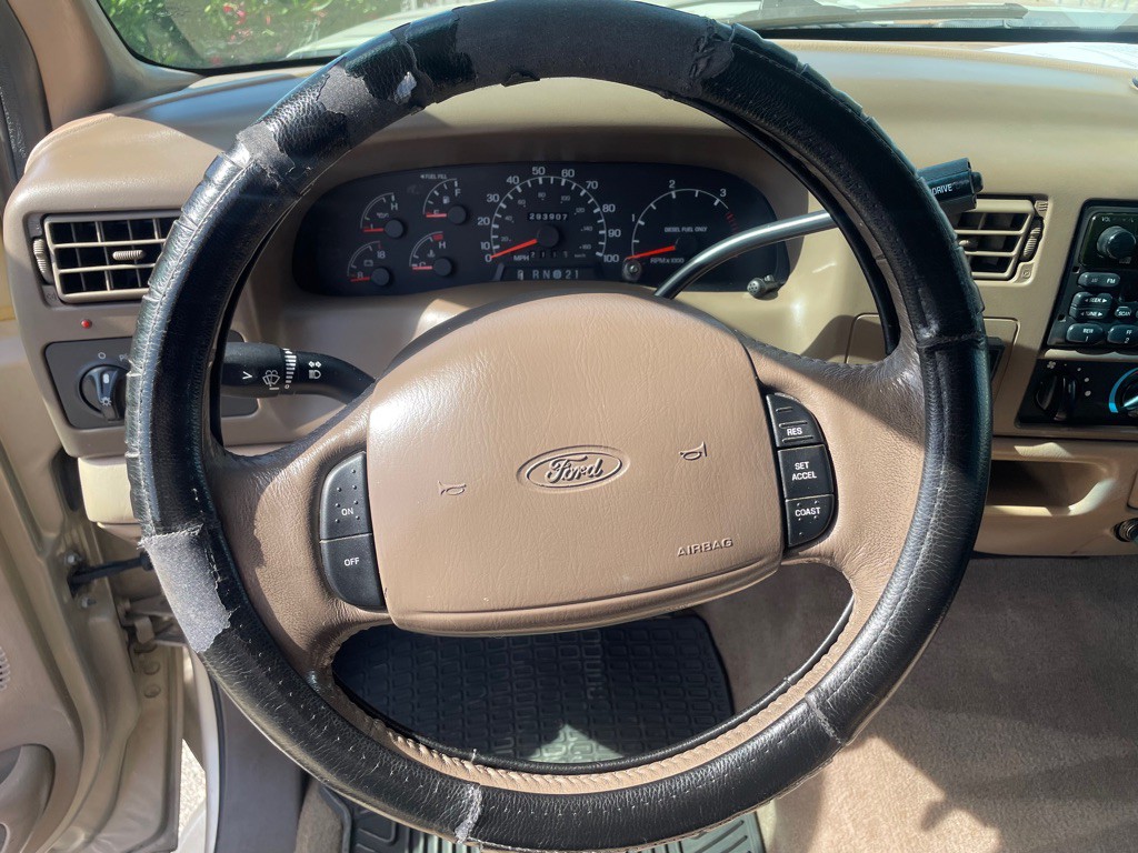 1999 Ford F-250 Image 4