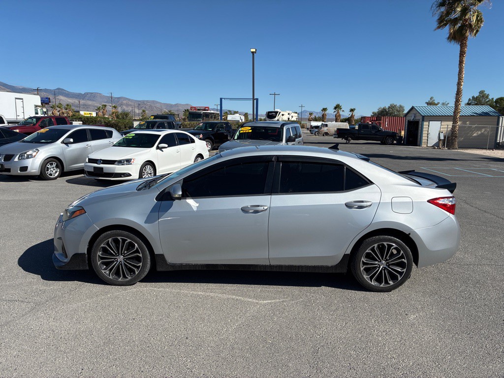 2014 Toyota Corolla Image 2