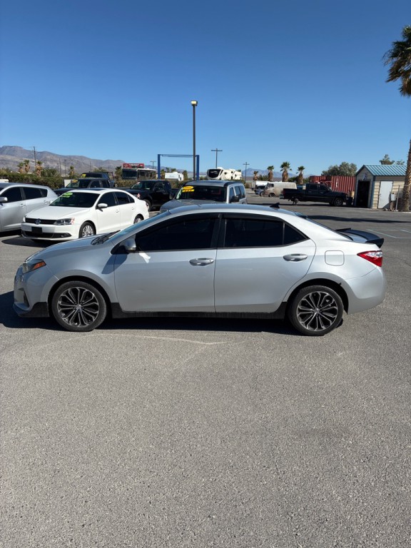 2014 Toyota Corolla Image 8
