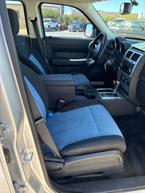 2008 Dodge Nitro Image 7