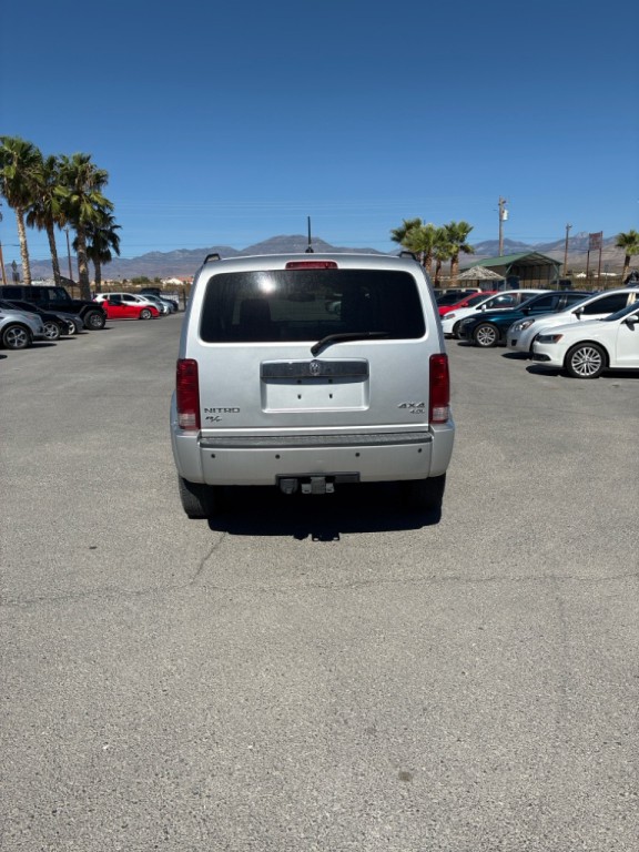 2008 Dodge Nitro Image 13
