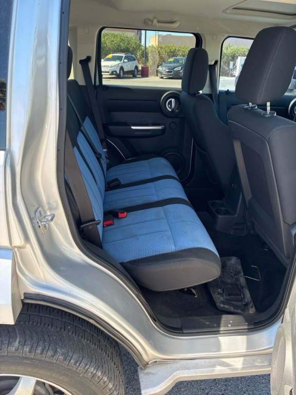 2008 Dodge Nitro Image 17
