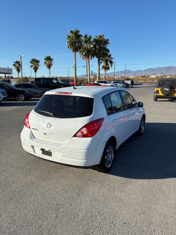 2008 Nissan Versa Image 4
