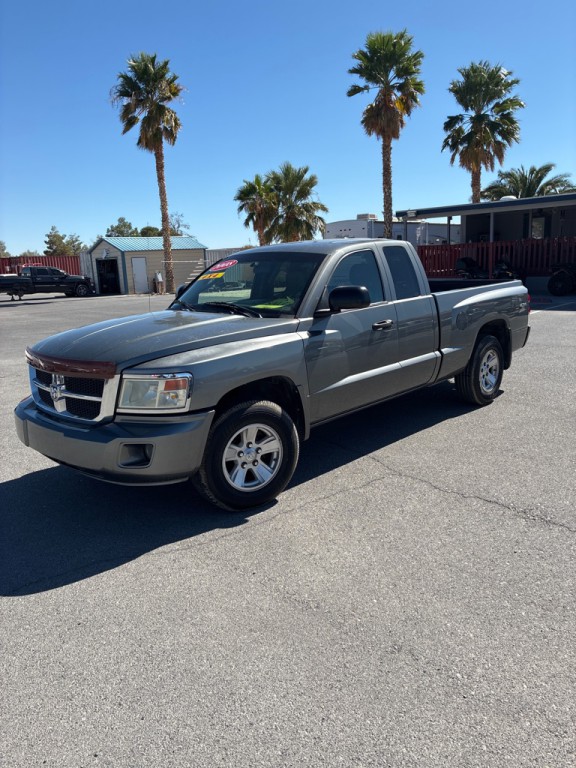 2008 Dodge Dakota Image 1